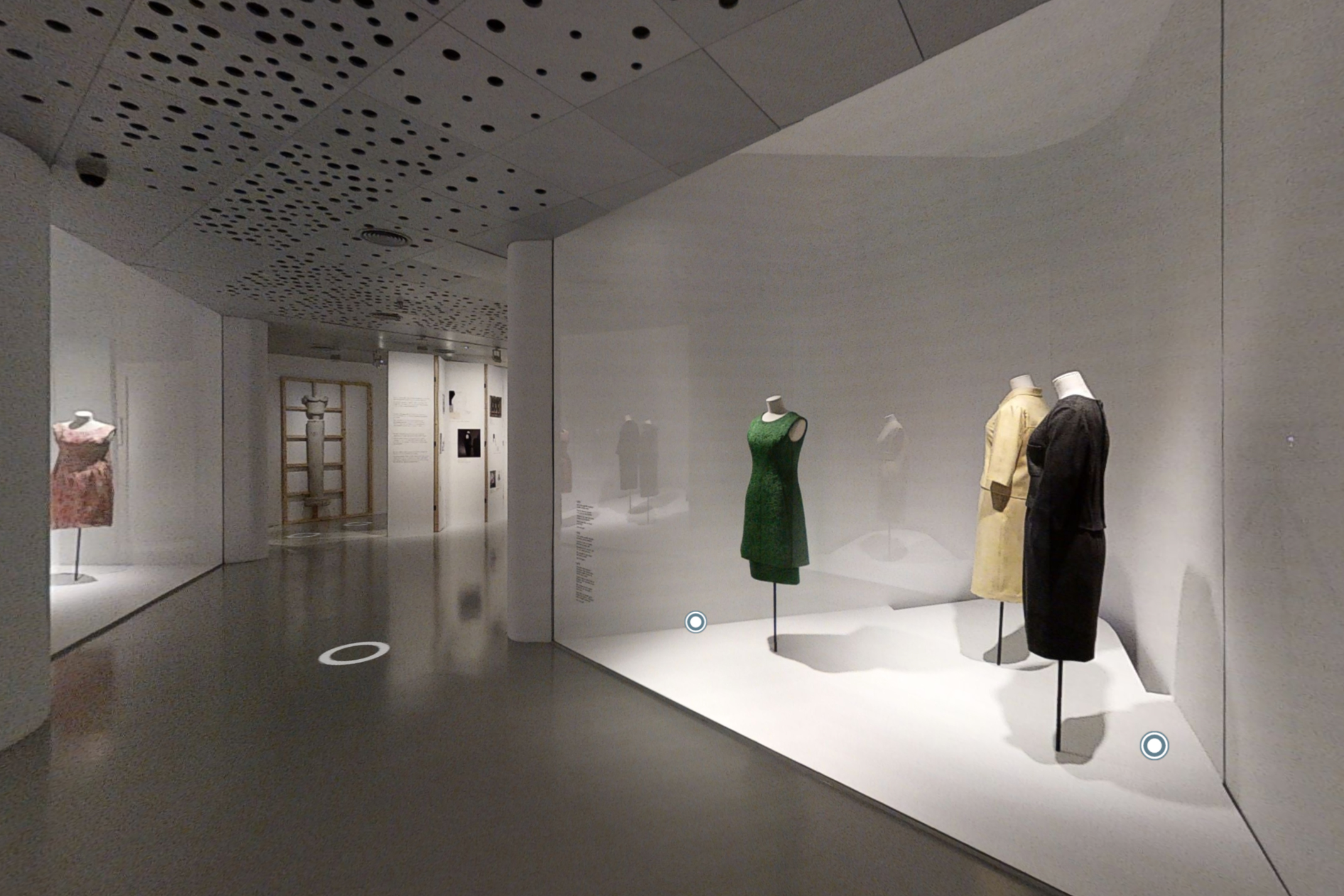 Cristóbal Museoa — Balenciaga. Fashion and Heritage: Conversations – Charlie Smith Design